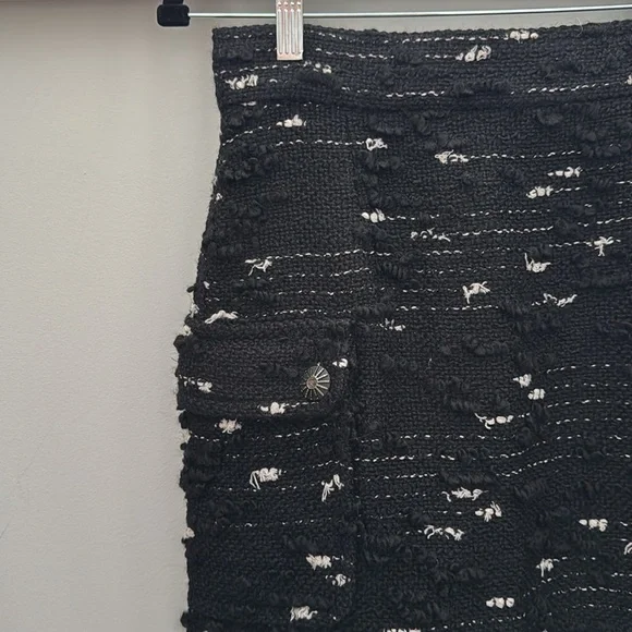 Chanel tweed skirt size 38